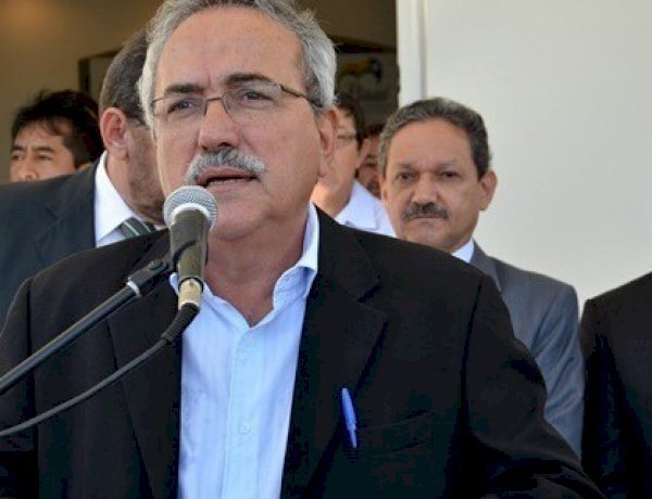 Átila Lira é expulso do PSB por ter votado favorável à Reforma da Previdência